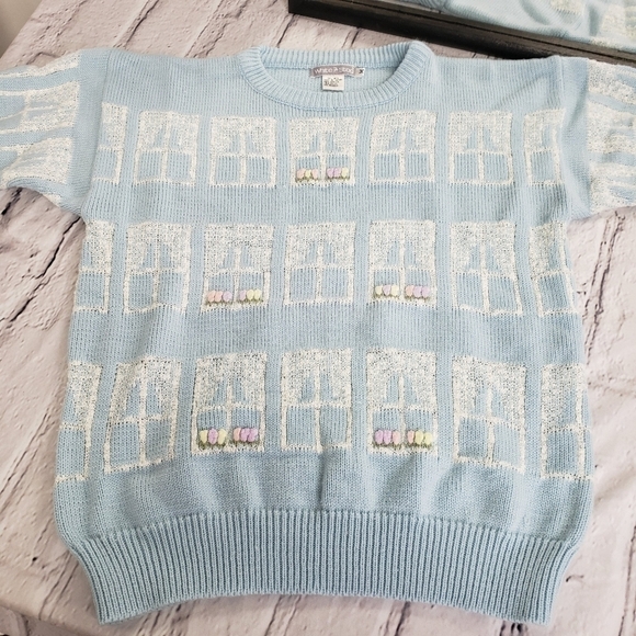 Vintage White Stag Short Sleeve Sweater Baby Blue & White Window Design VGUC M - Picture 10 of 11